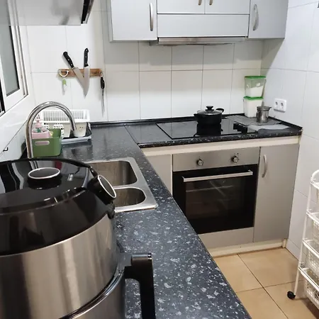 Apartment Hab Moderna A 20 Minutos Del Centro De Barcelona Santa Coloma de Gramenet