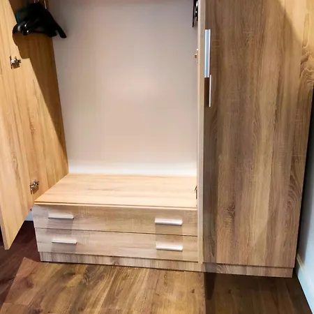 Apartment Hab Moderna A 20 Minutos Del Centro De Barcelona Santa Coloma de Gramenet