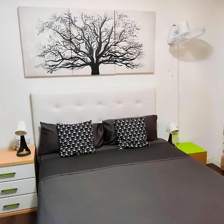 Hab Moderna A 20 Minutos Del Centro De Barcelona Apartment *