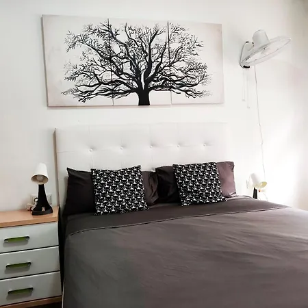 Hab Moderna A 20 Minutos Del Centro De Barcelona Apartment *